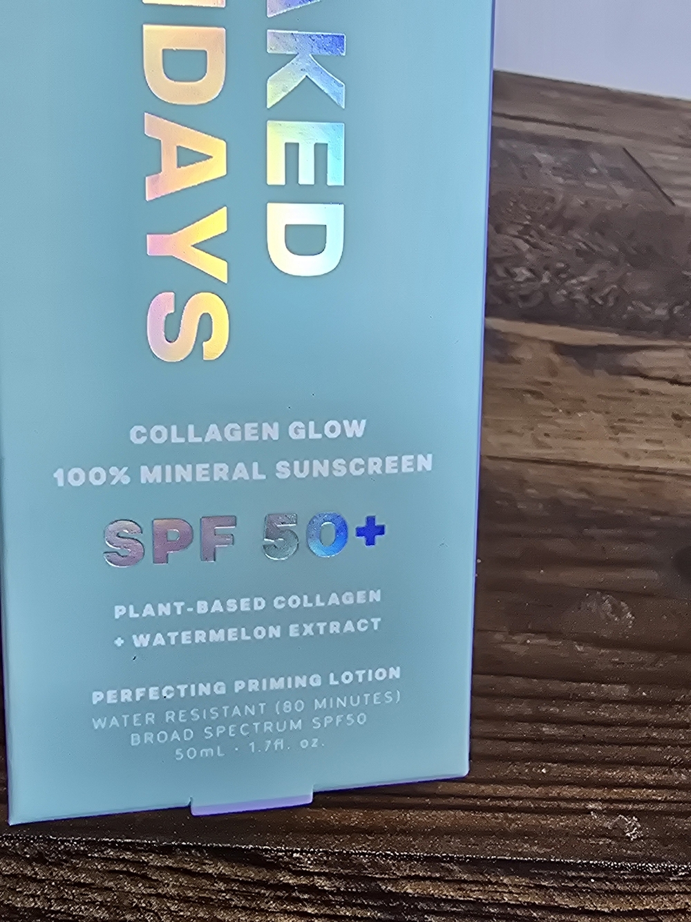 Naked Sundays Collagen Glow 100% Mineral Suscreen SPF 50+ - Picture 2 of 11